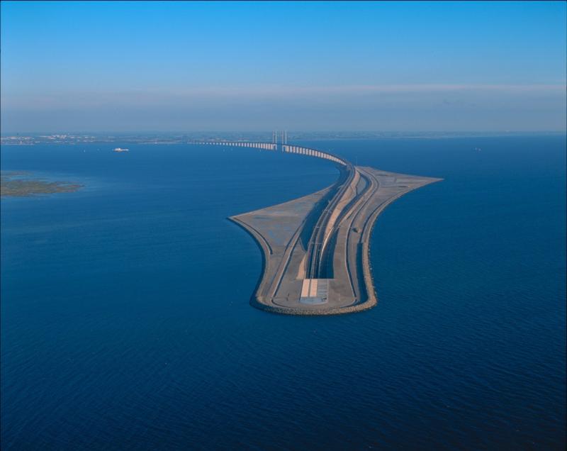 Наука Story: Уникальный мост между Швецией и Данией