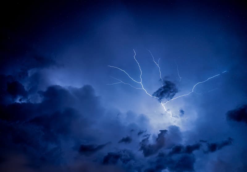 Science Story: Interesting science: 15 beyond belief facts about lightning!