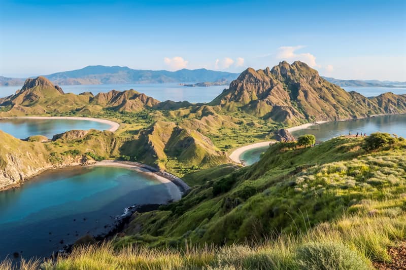Geography Story: best places to visit if you are an introvert travel destinations Padar Indonesia