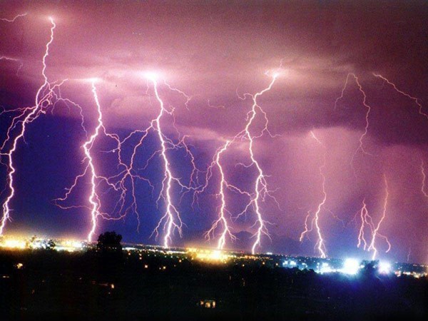 Natur Wissensfrage: Wie viele Blitzeinschläge im Durchschnitt sind pro Sekunde weltweit?