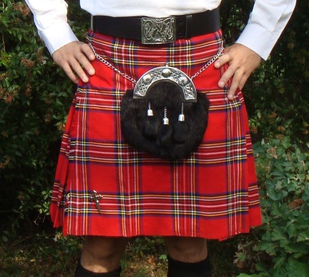 Society Trivia Question: What materials are kilts traditionally made from?