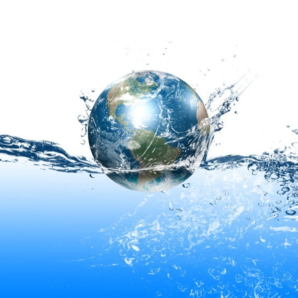 География Вопрос: Какой процент поверхности Земли постоянно покрыт водой?