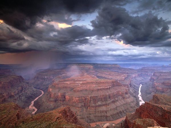 Géographie Question: Où est situé le Grand Canyon ?