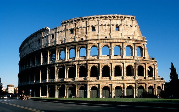 Географія Запитання-цікавинка: В якому італійському місті знаходиться знаменитий амфітеатр Колізей?