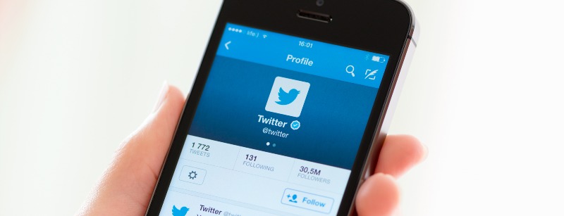 Общество Вопрос: В каком году был создан Твиттер?