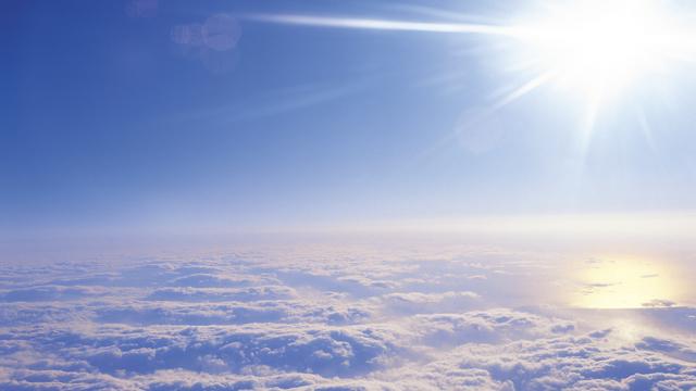 Science Trivia Question: What is the weight of the Earth’s atmosphere?