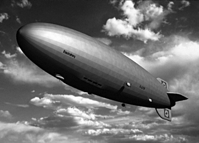 historia Pytanie-Ciekawostka: Gdzie został zbudowany sterowiec pasażerski Hindenburg?