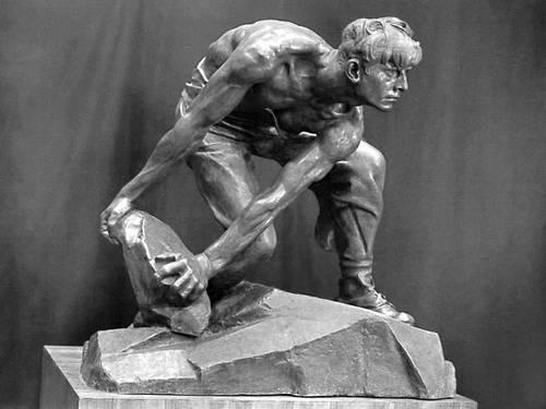 Культура Вопрос: Выдающийся скульптор Иван Шадр  выбрал какой псевдоним?