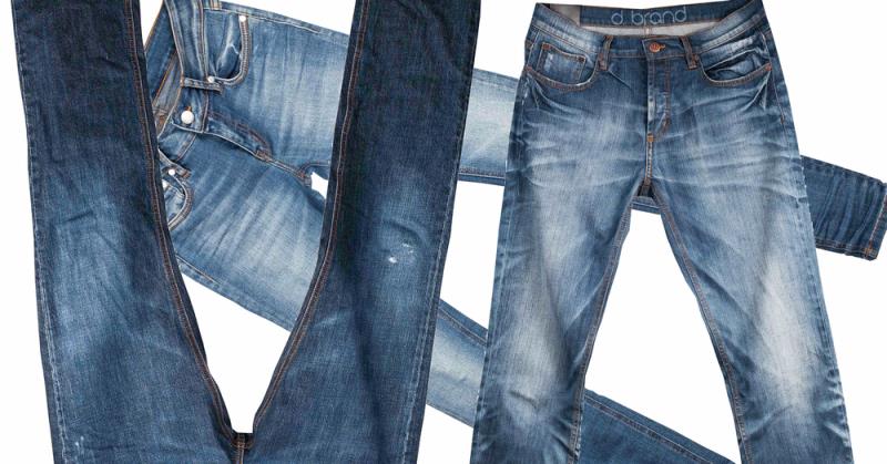 История Вопрос: Какого цвета были первые джинсы?