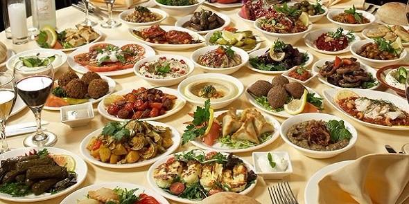 Общество Вопрос: Что является основным ингредиентом хапамы, национального армянского блюда?