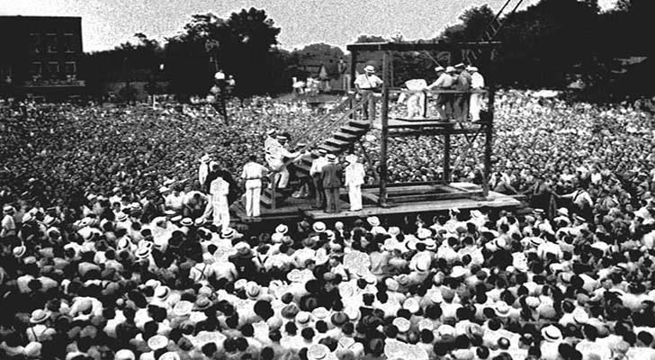 History Trivia Question: 20,000 Watched the Last Public Hanging in the US. In which year?