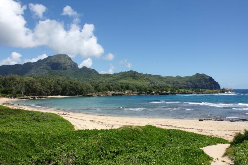 География Вопрос: Какой из островов ахипелага Гавайи так же известен как Остров Сад?