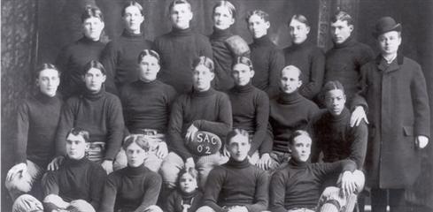 History Trivia Question: What was the original name of the Chicago Bears?