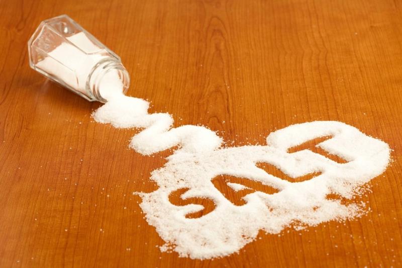 Наука Вопрос: Можно ли отравиться кухонной солью?