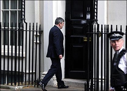 Sociedad Pregunta Trivia: ¿Quién reside en el 11 de Downing Street en Londres?