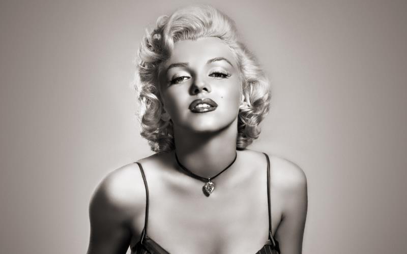 Histoire Question: Marilyn Monroe a chanté Happy Birthday, Mr. President. Qui était ce « Monsieur le Président » ?
