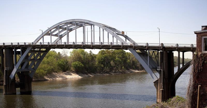 Geography Trivia Question: Where in the U.S. is the Edmund Pettus Bridge located?