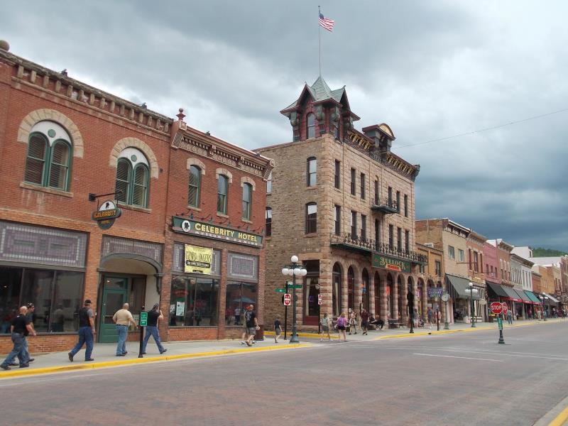 Geography Trivia Question: Where in the United States would the town 'Deadwood' be found?