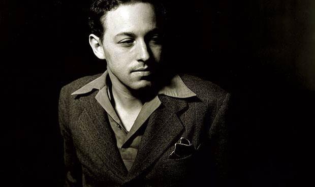 Culture Trivia Question: How did Tennesse Williams die?