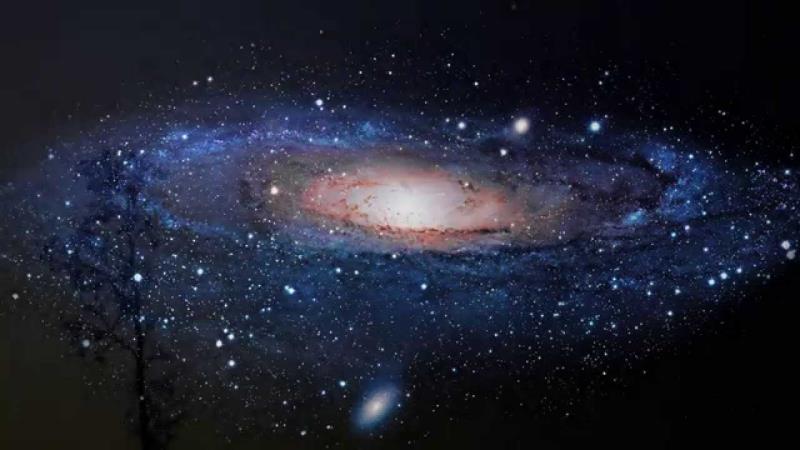 Наука Вопрос: Какая галактика больше по размеру - наша галактика Млечный Путь или ближайшая к нам большая галактика Андромеды?