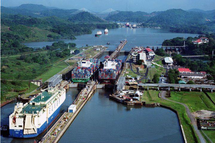 География Вопрос: В каком году был официально открыт для судоходства Панамский канал?