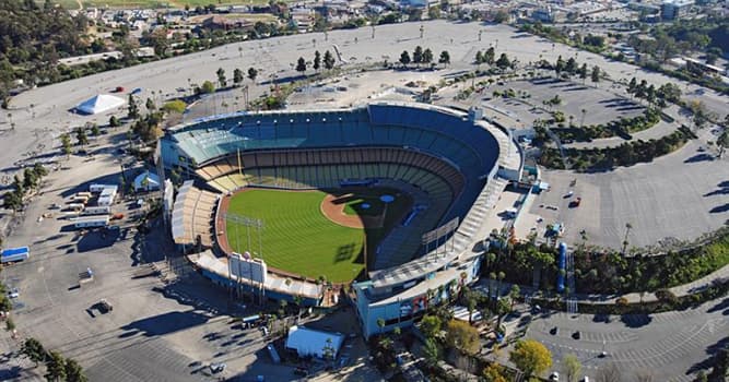 Geography Trivia Question: In which US city is Dodger Stadium located?