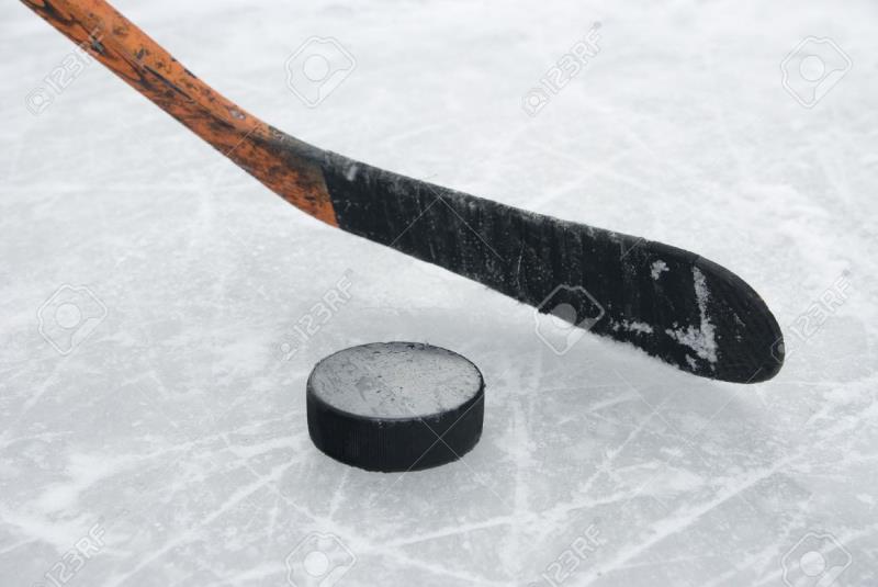 Спорт Вопрос: Каков должен быть вес хоккейной шайбы согласно действующим в настоящее время официальным правилам Международной федерации хоккея на льду (ИИХФ)?