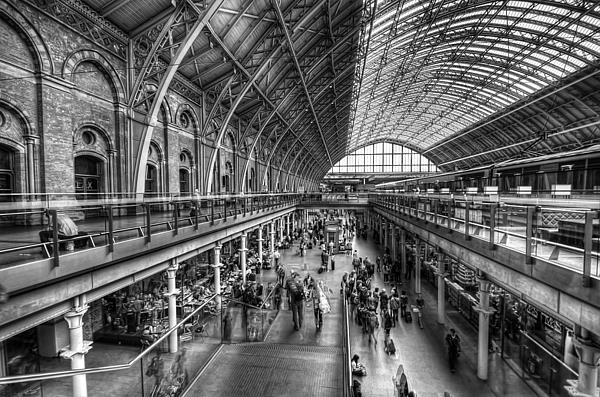 History Trivia Question: Which London station was opened in 1868 as the terminus of the Midland Railway?