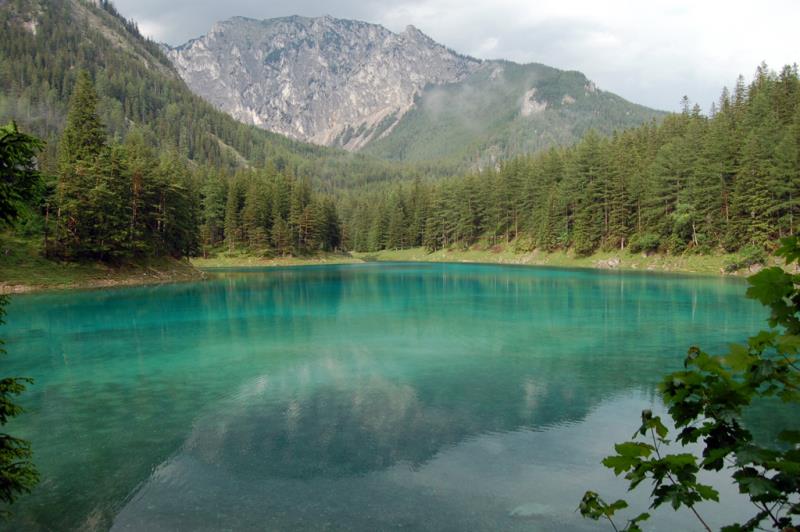 География Вопрос: Какое самое глубокое озеро в Европе?
