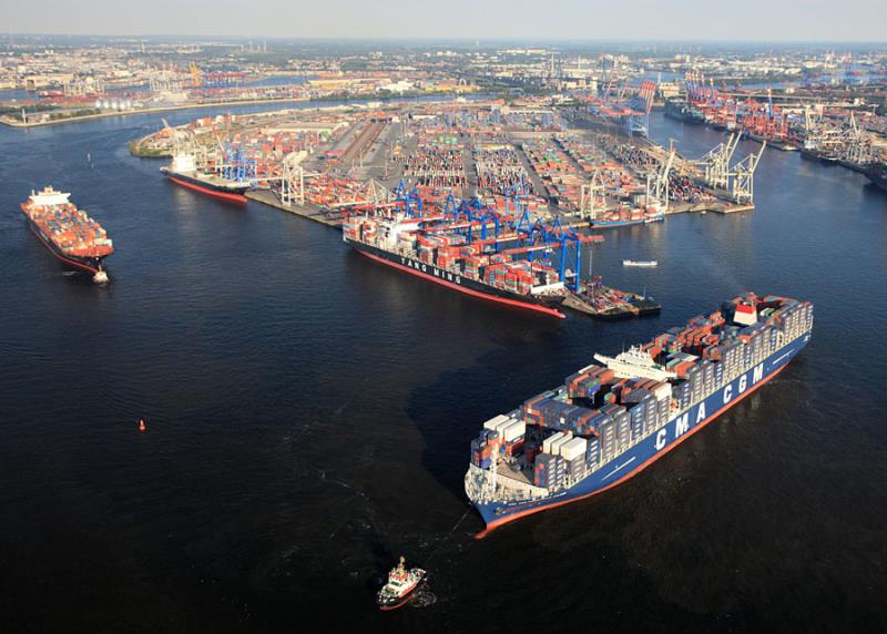 География Вопрос: Какой порт является самым крупным в мире по грузоперевозкам, по итогам 2014 года?