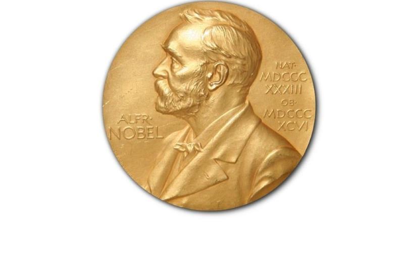 Наука Вопрос: Кто был самым молодым нобелевским лауреатом по физике за всю историю премии?