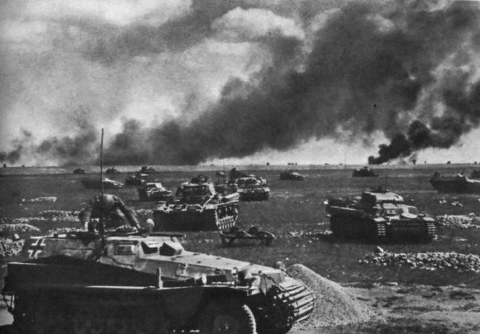 История Вопрос: Кто был лучшим танковым асом Второй мировой войны?