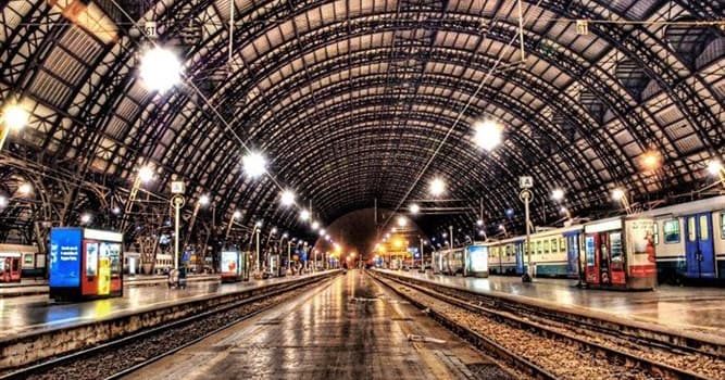 География Вопрос: В каком городе находится самая большая в мире железнодорожная станция исходя из суммарной площади всех ее помещений (по состоянию на 2016 год)?
