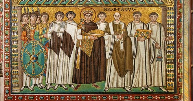История Вопрос: Кому из перечисленных византийских императоров приходился внуком великий князь киевский Влади́мир Монома́х, правивший с 1113 по 1125 год?