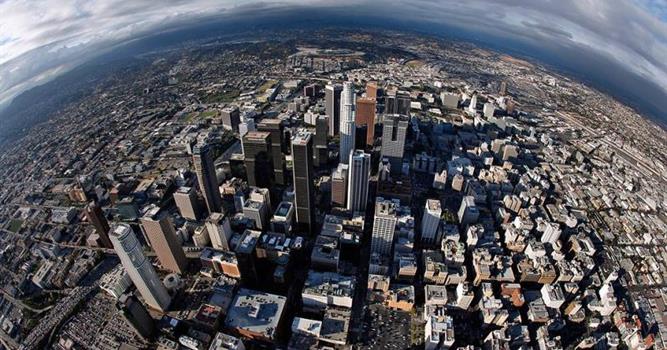 География Вопрос: Какой город является крупнейшим по количеству населения на нашей планете?