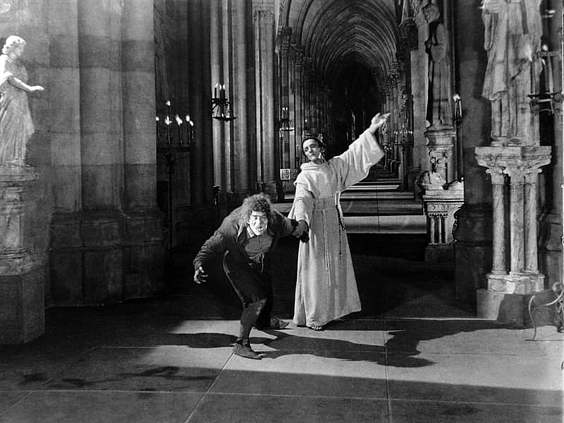 Movies & TV Trivia Question: How many actors played the live action (not animation or stage play) Hunchback of Notre Dame in the movies and TV?