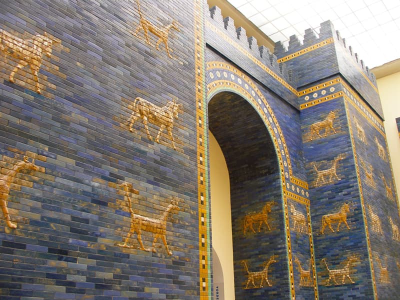 History Trivia Question: In about 575 BC, what country constructed the Gates of Ishtar?