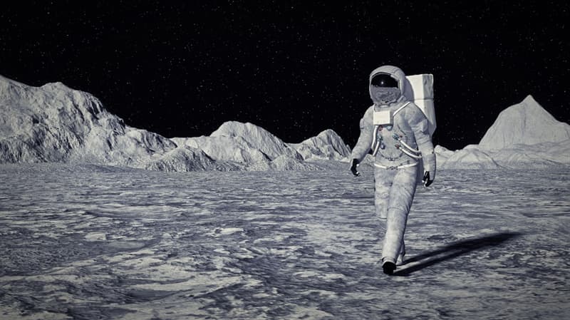 Наука Вопрос: Какая первая знаменательная фраза была произнесена людьми, впервые оказавшимися на Луне?