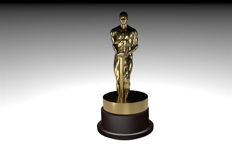 Кино Вопрос: Какое максимальное число премий американской Академии киноискусств "Оскар" получил один человек во время одной ежегодной церемонии награждения?