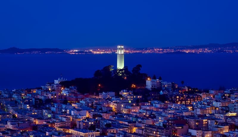 Geography Trivia Question: The tower shown is in a major North American City. Can you identify this tower?