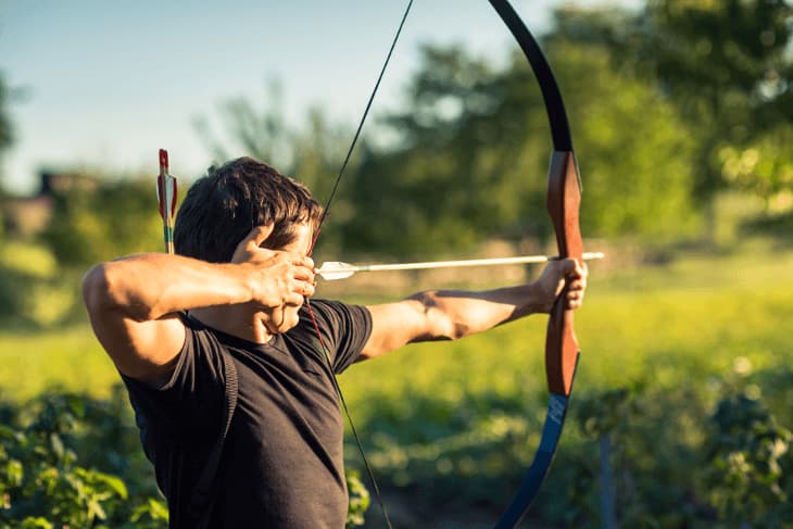 History Trivia Question: What is the colour of the bull, centre or inner rings of an archery target?