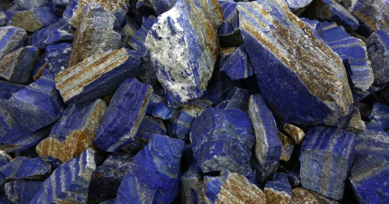 Nature Trivia Question: Which is the most valuable mineral in the world?