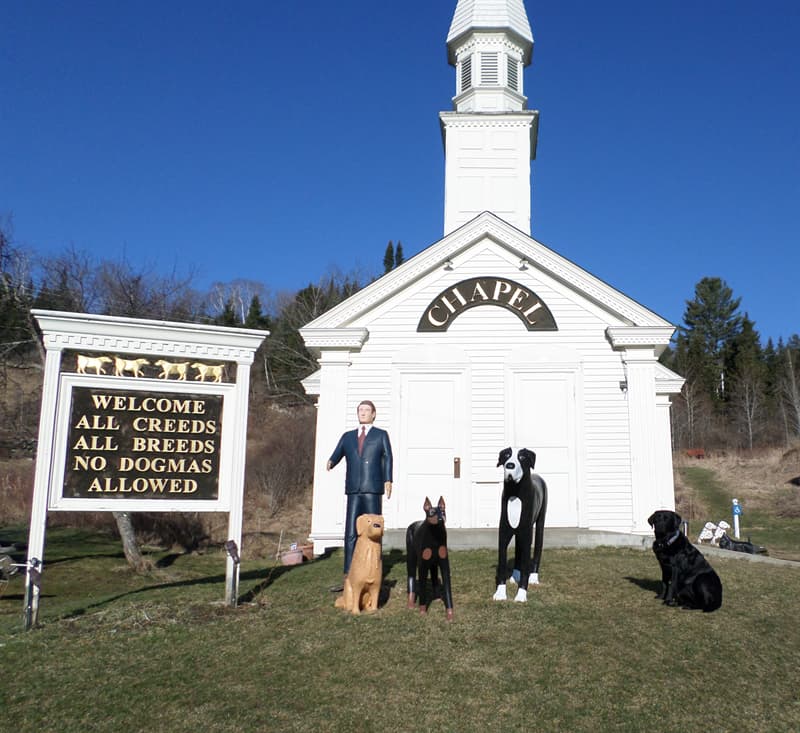 Общество Вопрос: В каком штате была построена часовня в честь пяти собак?