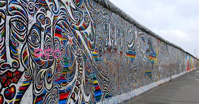 History Trivia Question: What year did the Berlin Wall fall?