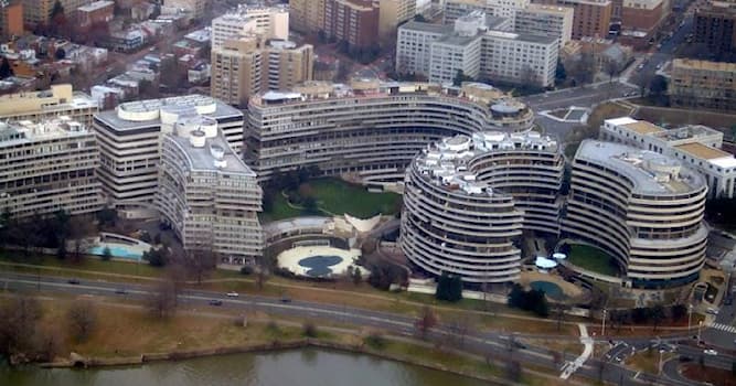 History Trivia Question: What was the code name of the informant used by Woodward and Bernstein in the Watergate scandals?