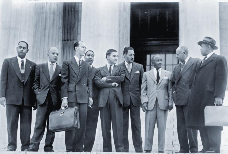 Sociedad Pregunta Trivia: ¿Quién fue el primer juez afroamericano de la Corte Suprema de Justicia de los Estados Unidos?