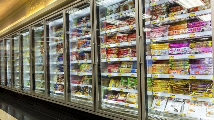 Society Trivia Question: Who invented commercially produced quick-freezing frozen food ("flash freezing") that launched the modern frozen-food industry?