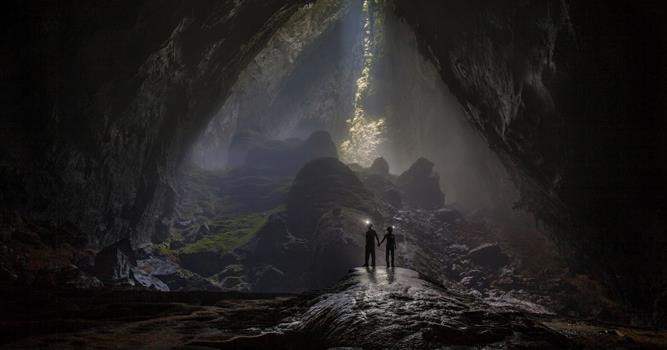 География Вопрос: В какой стране находится самая длинная пещера в мире?
