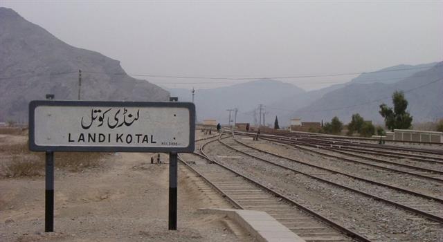 Geography Trivia Question: Landi Kotal is the highest point of which Pass?