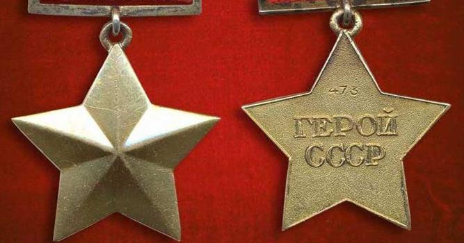 Історія Запитання-цікавинка: Назвіть першу жінку, відзначену звання Герой Радянського Союзу посмертно?